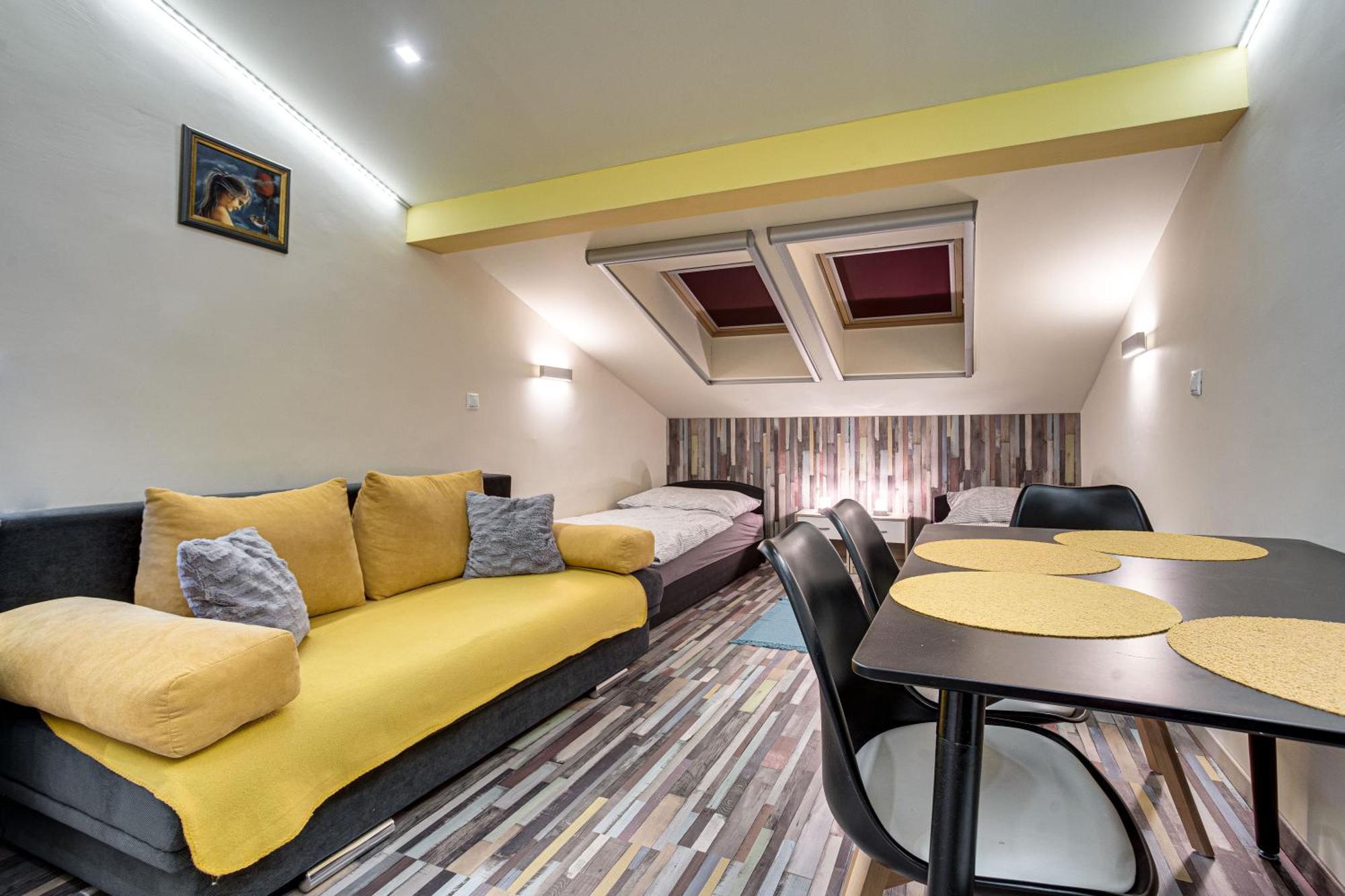 Magdi Vendeghaz A-B Apartment Celldomolk Ngoại thất bức ảnh